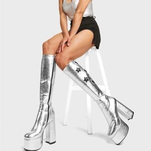 LAMODA Silver Platform knee high Boots